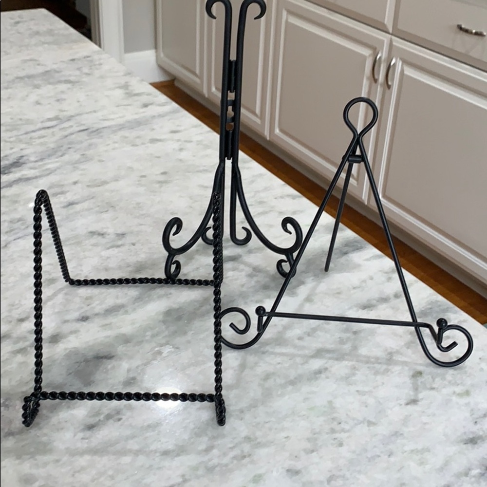 Set of 3 metal holders